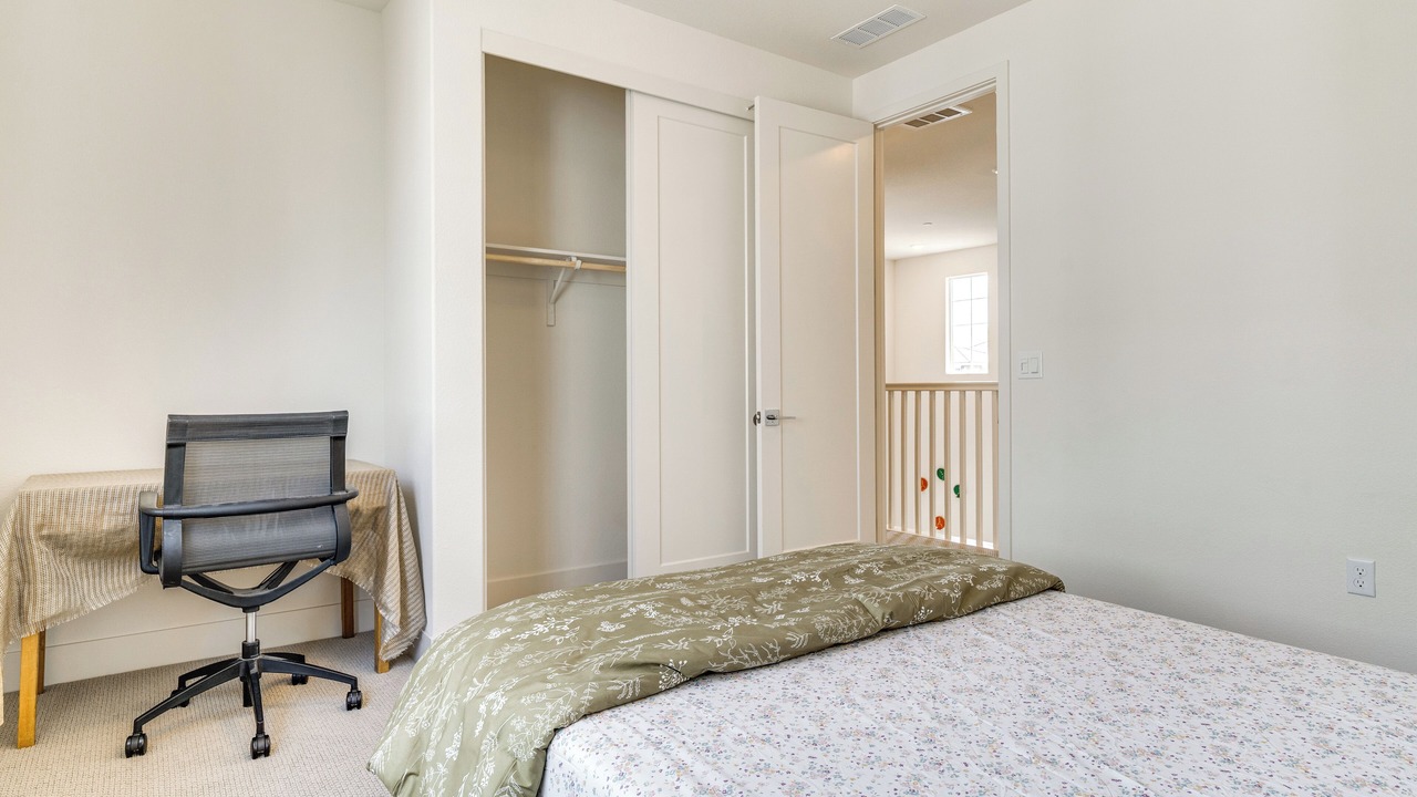 Photo of Bedroom in Tracy