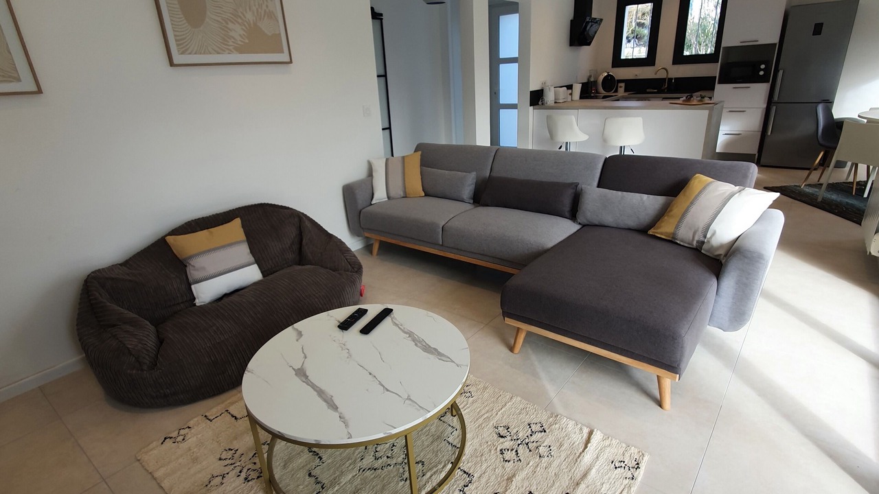 Photo of Livingroom in Saint-Felix-de-Lodez