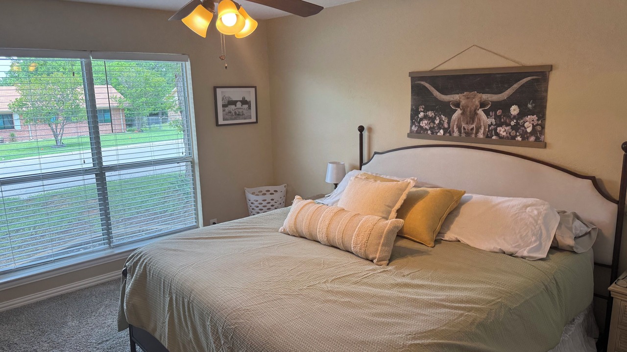 Photo of Bedroom in Azle