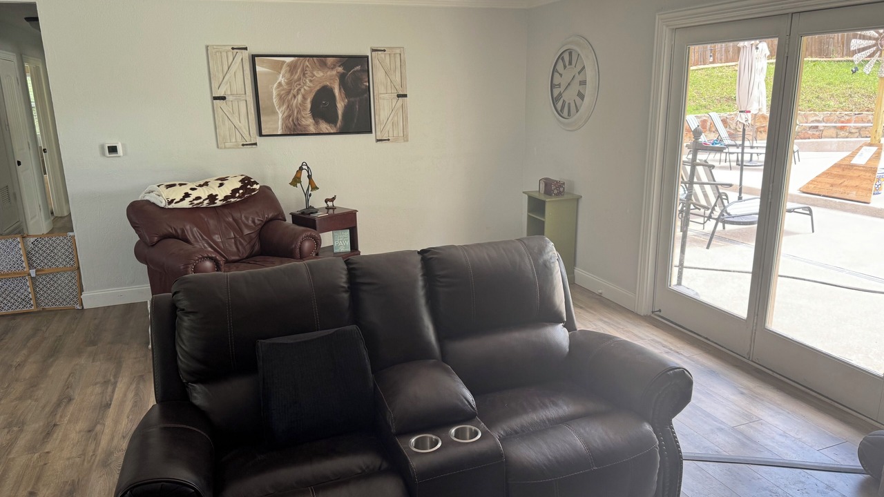 Photo of Livingroom in Azle