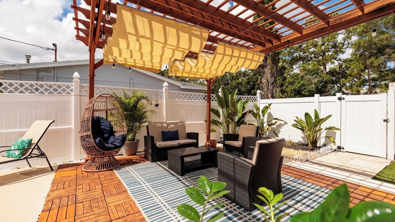 Photo of Patio Balcony in Jungle Terrace