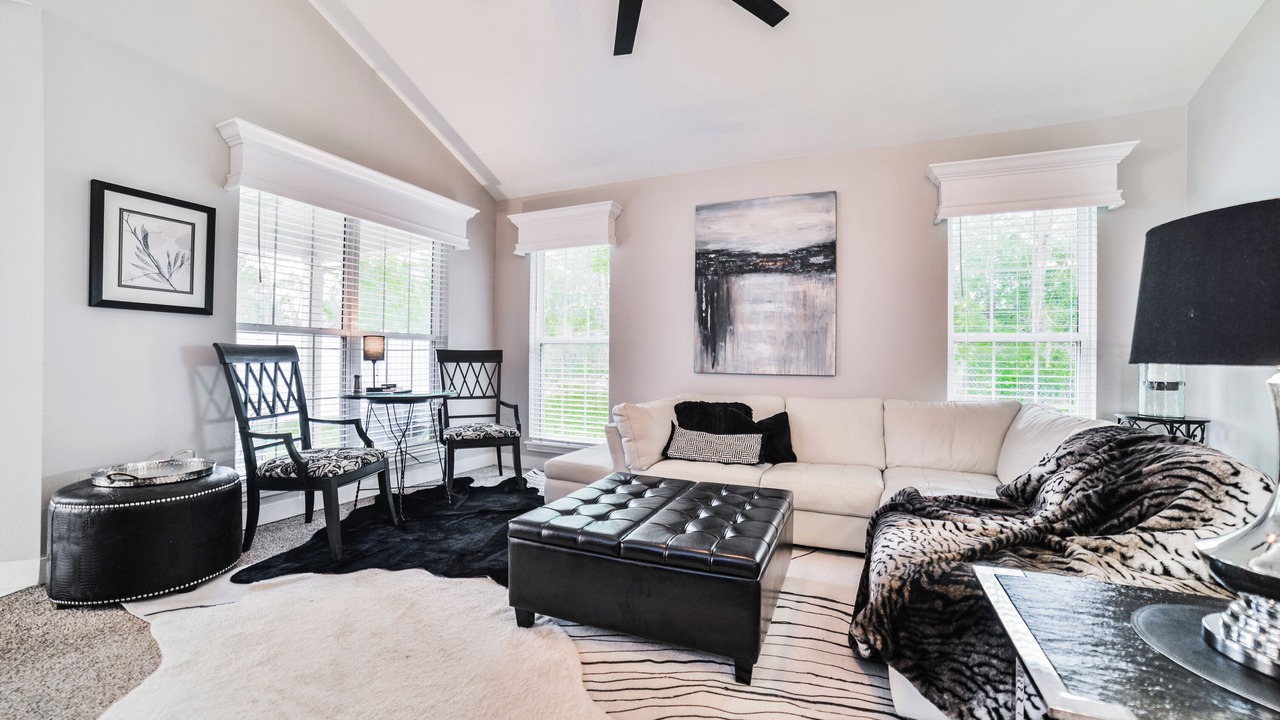 Photo of Livingroom in Jackson