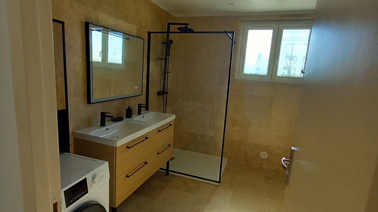 Photo of Bathroom in Saint-Paul-les-Fonts
