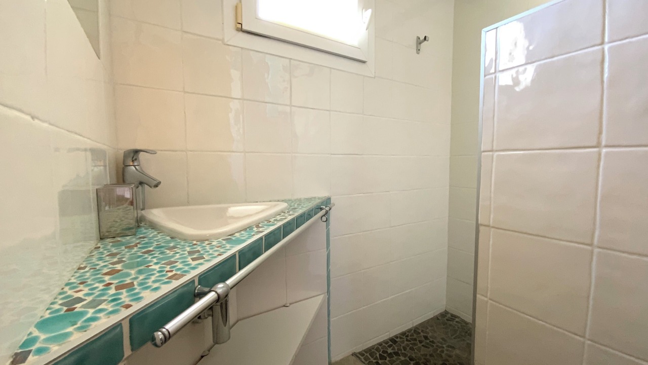 Photo of Bathroom in Le Grau-Du-Roi