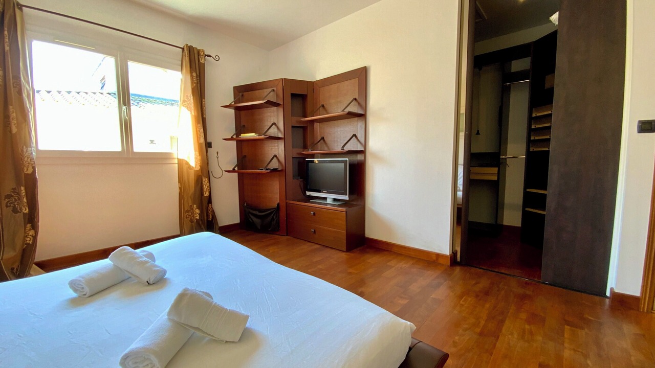 Photo of Bedroom in Le Grau-Du-Roi