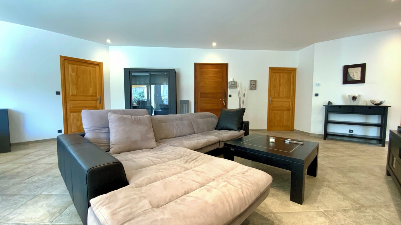 Photo of Livingroom in Le Grau-Du-Roi