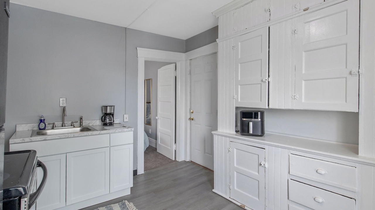 Photo of Others in Southside