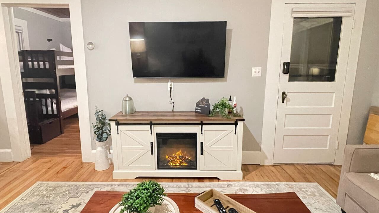 Photo of Livingroom in Carrboro