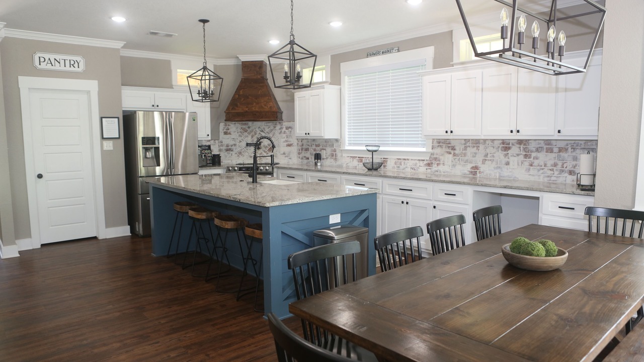 Photo of Others in Carolyn Estates