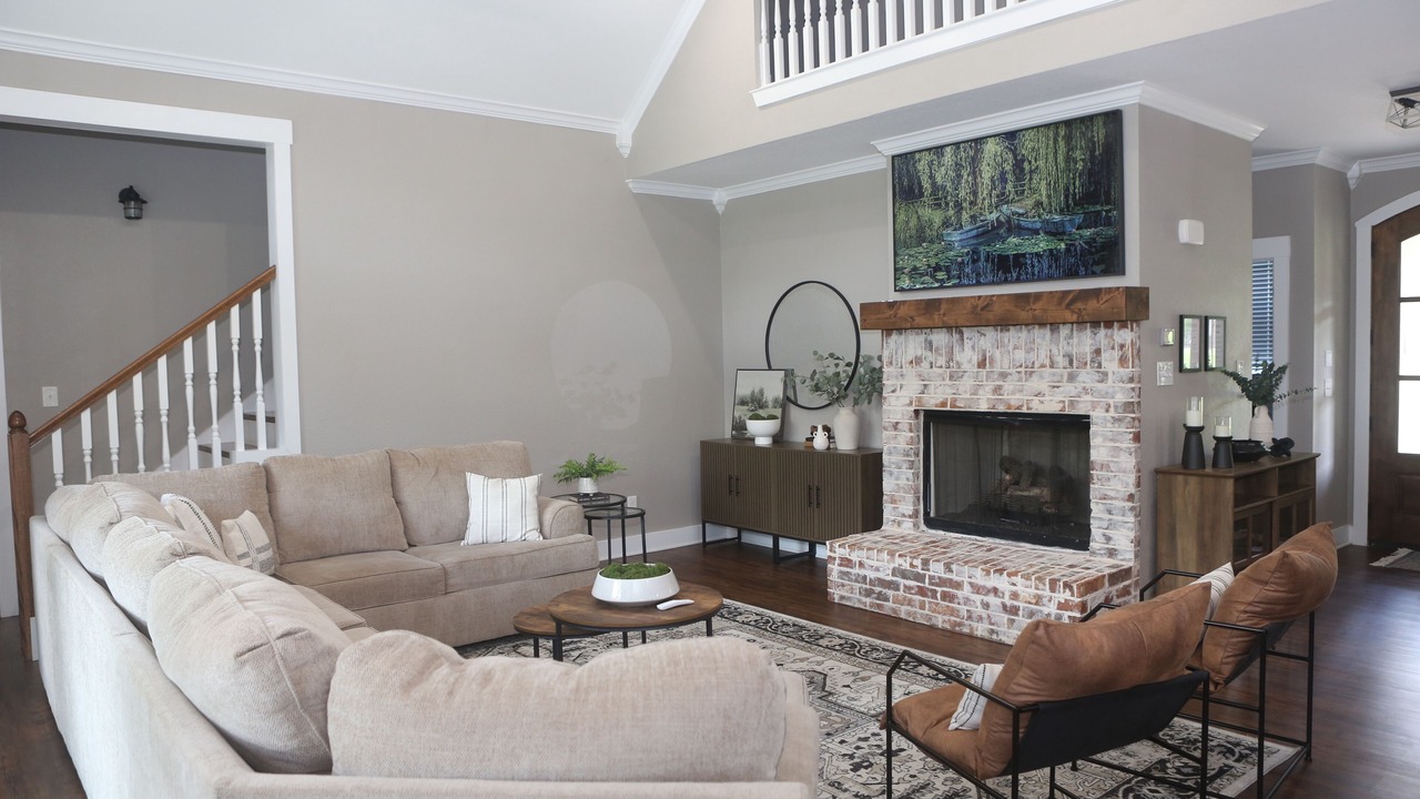 Photo of Livingroom in Carolyn Estates