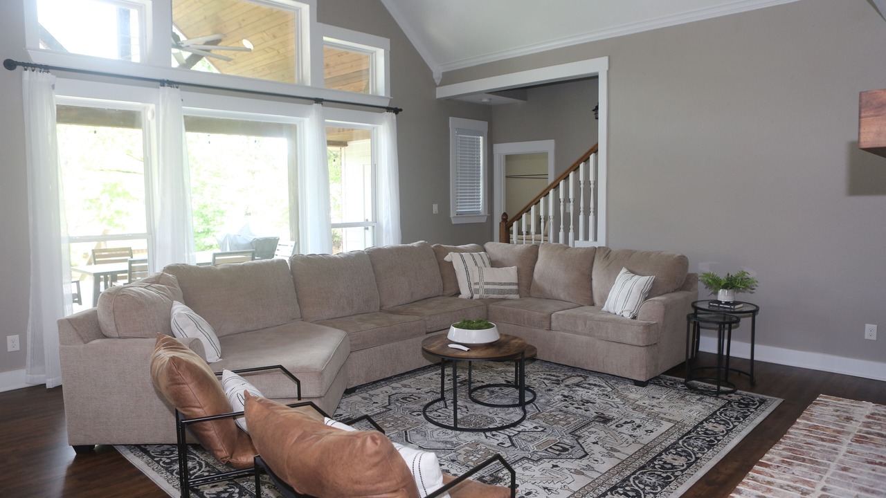 Photo of Livingroom in Carolyn Estates