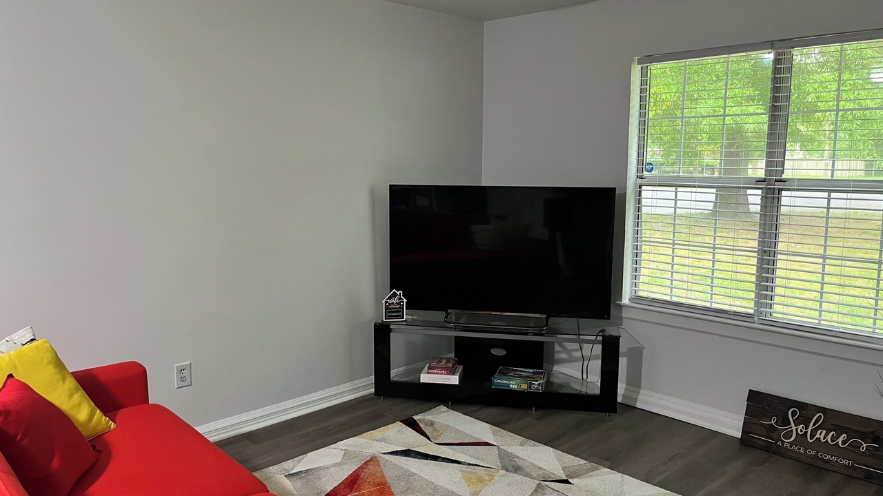 Photo of Livingroom in Highland Springs