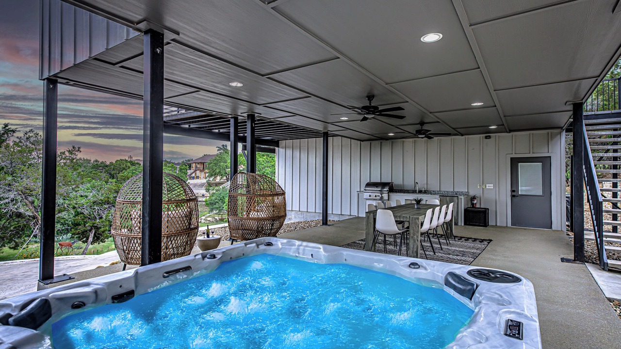 Photo of Patio Balcony in Point Venture