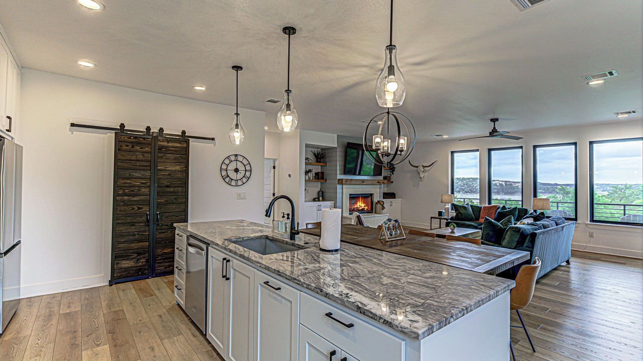 Photo of Kitchen in Point Venture