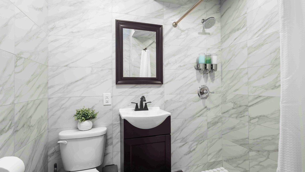 Photo of Bathroom in Brooklyn Heights