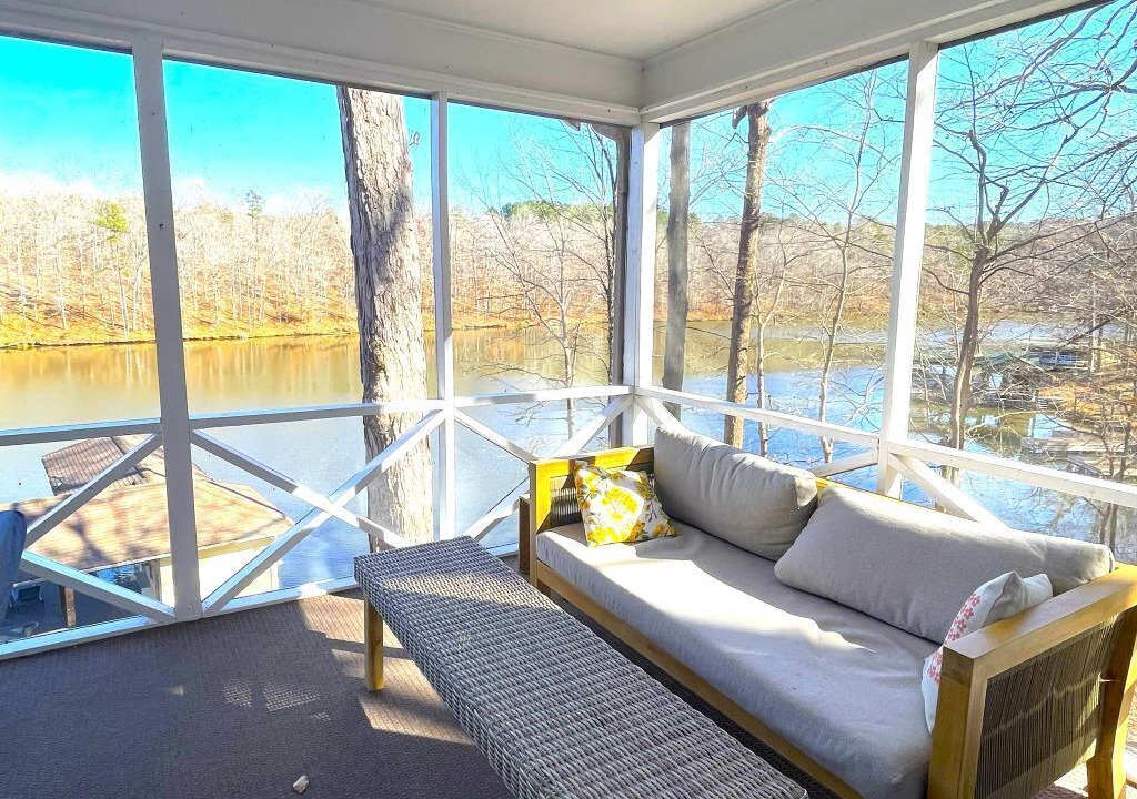 Photo of Livingroom in Semora
