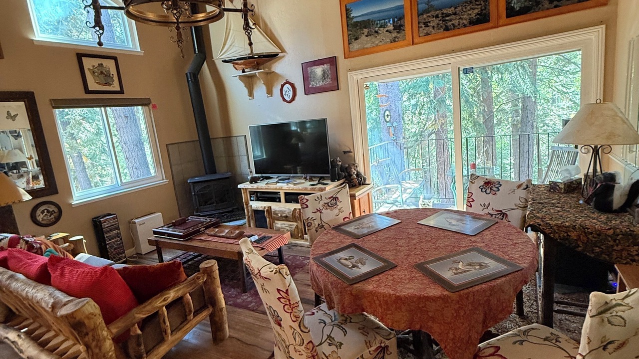 Photo of Patio Balcony in Carnelian Bay