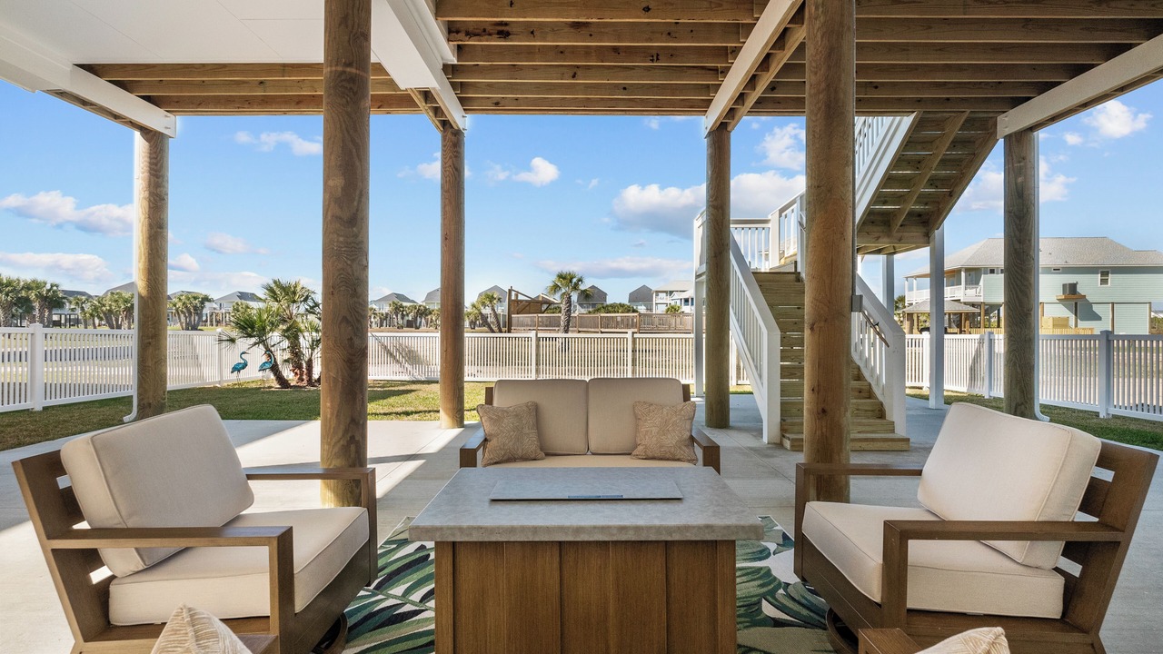 Photo of Patio Balcony in Terramar Beach