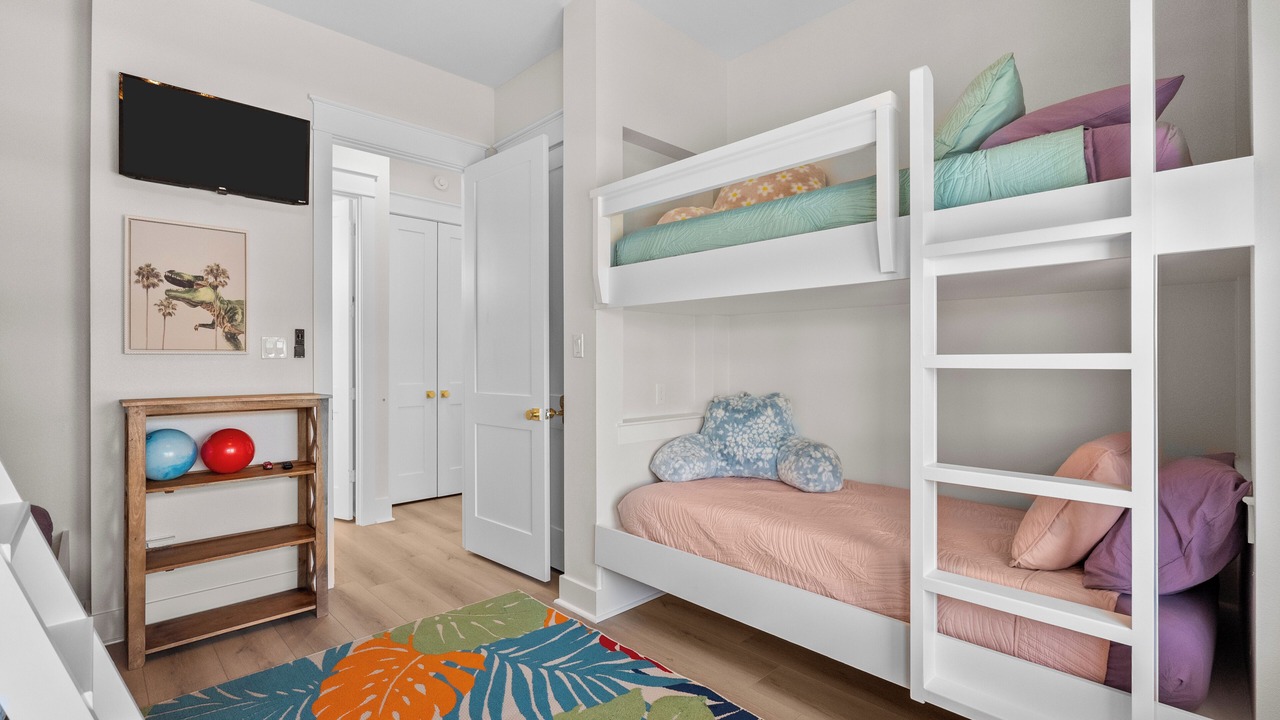 Photo of Bedroom in Terramar Beach