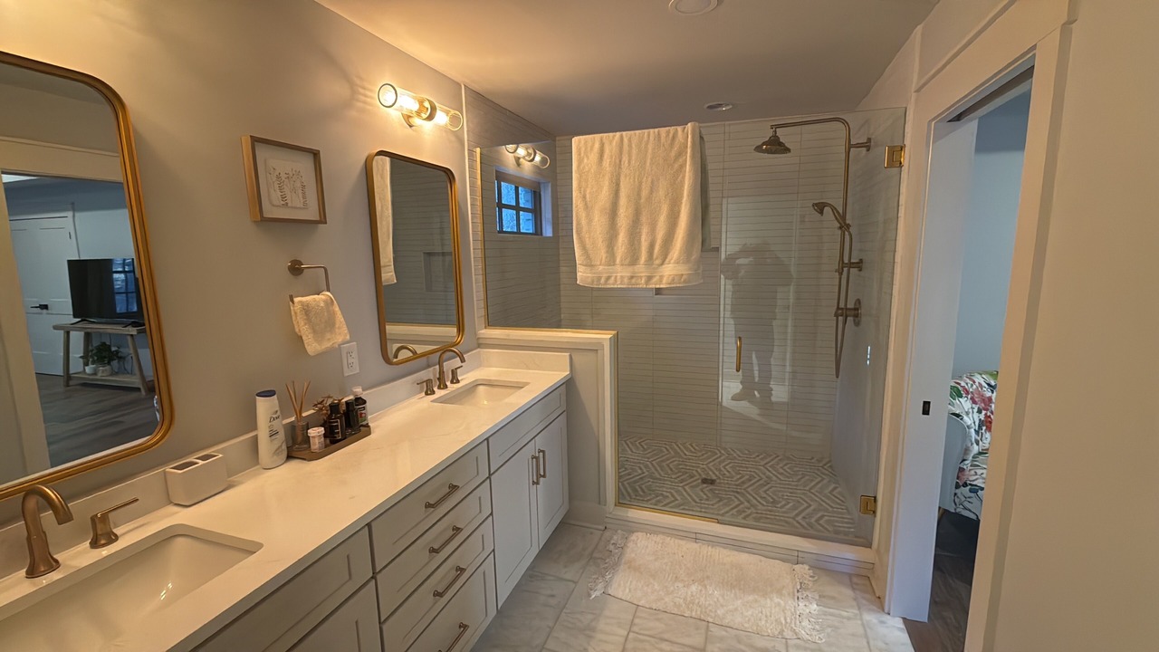 Photo of Bathroom in Forest Hills