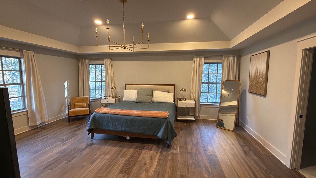 Photo of Bedroom in Forest Hills