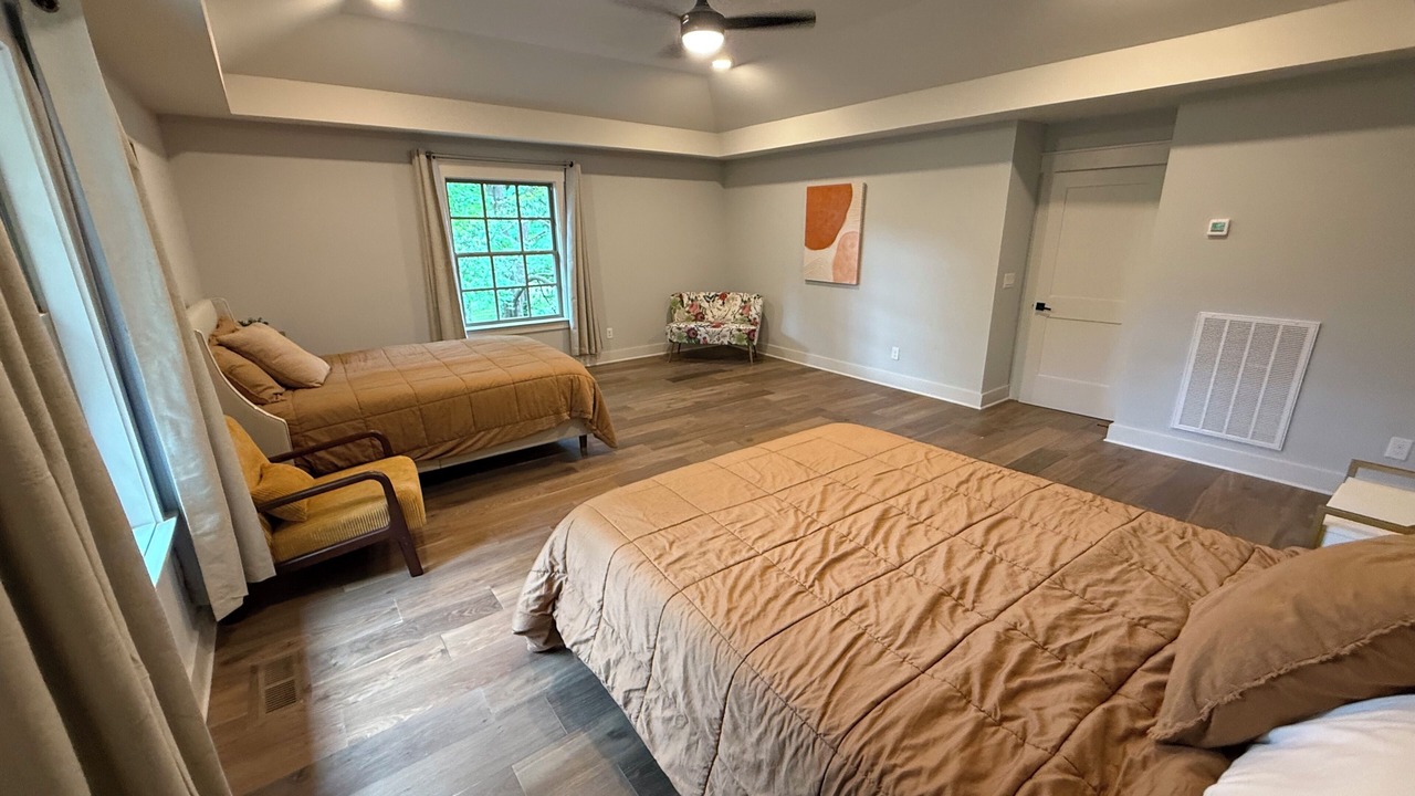 Photo of Bedroom in Forest Hills