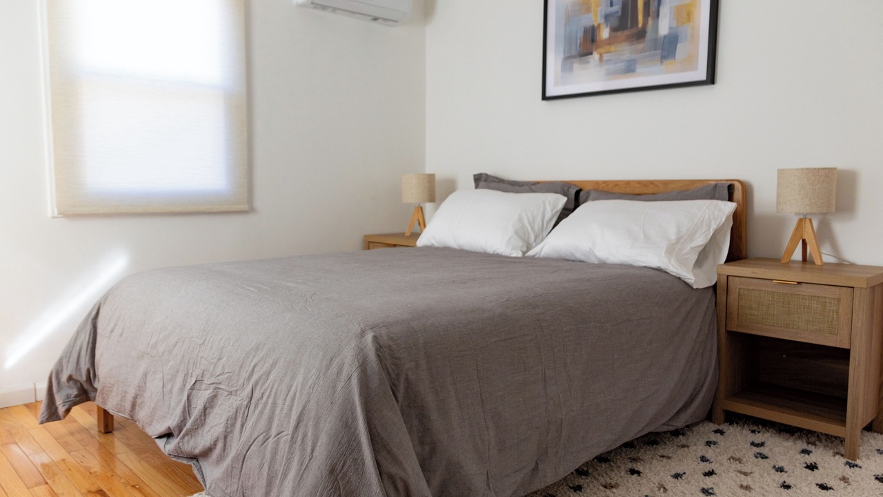 Photo of Bedroom in Lagoon Heights