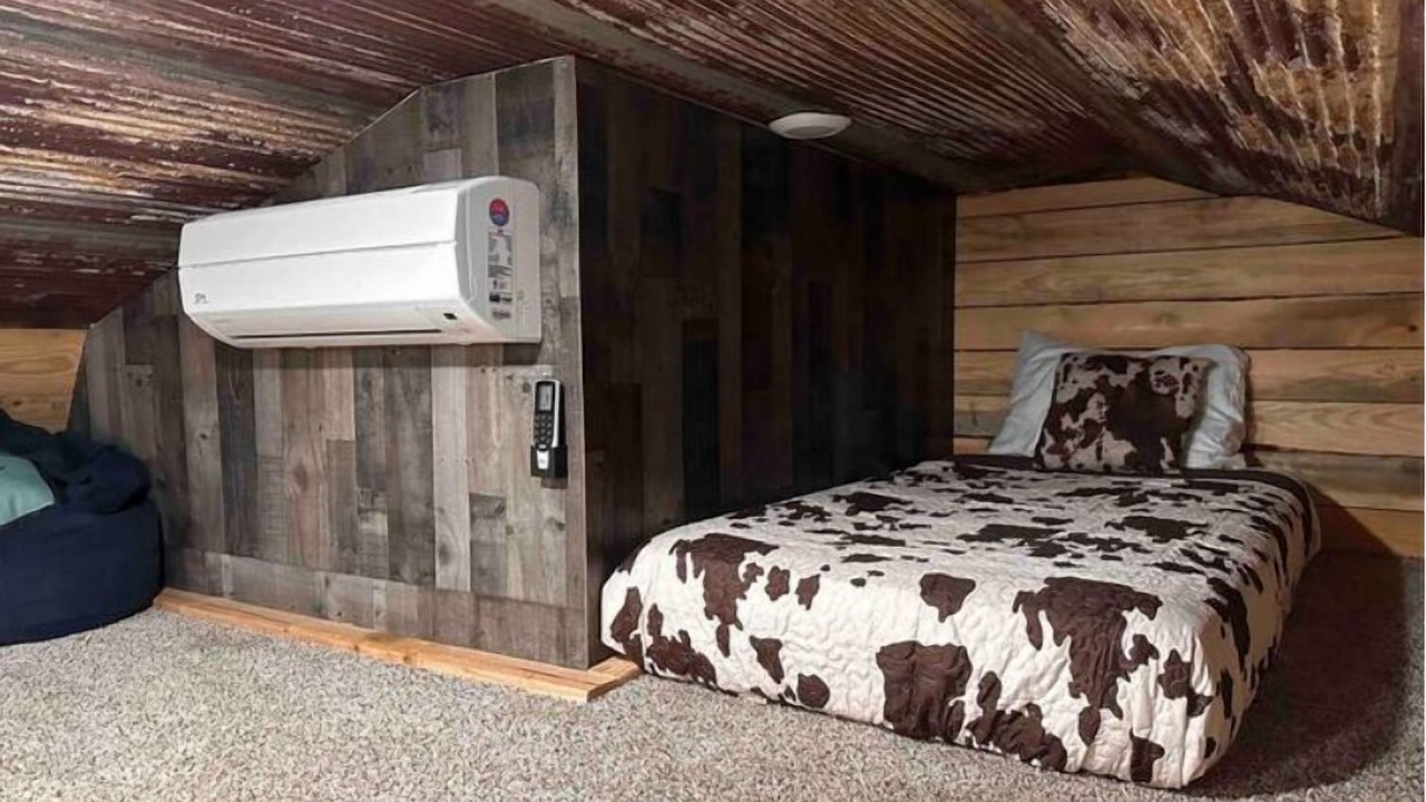 Photo of Bedroom in Compton