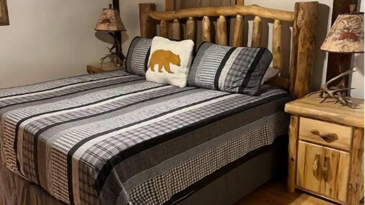 Photo of Bedroom in Compton