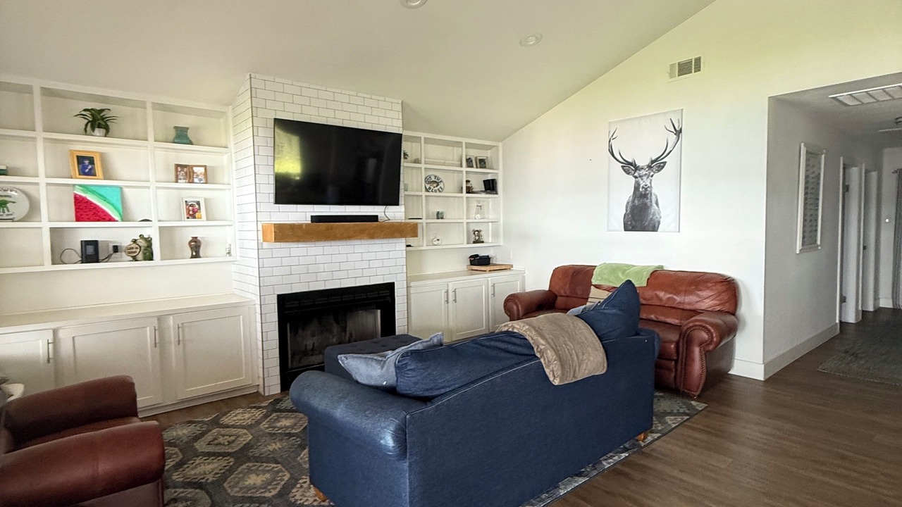 Photo of Bedroom in Robertson County
