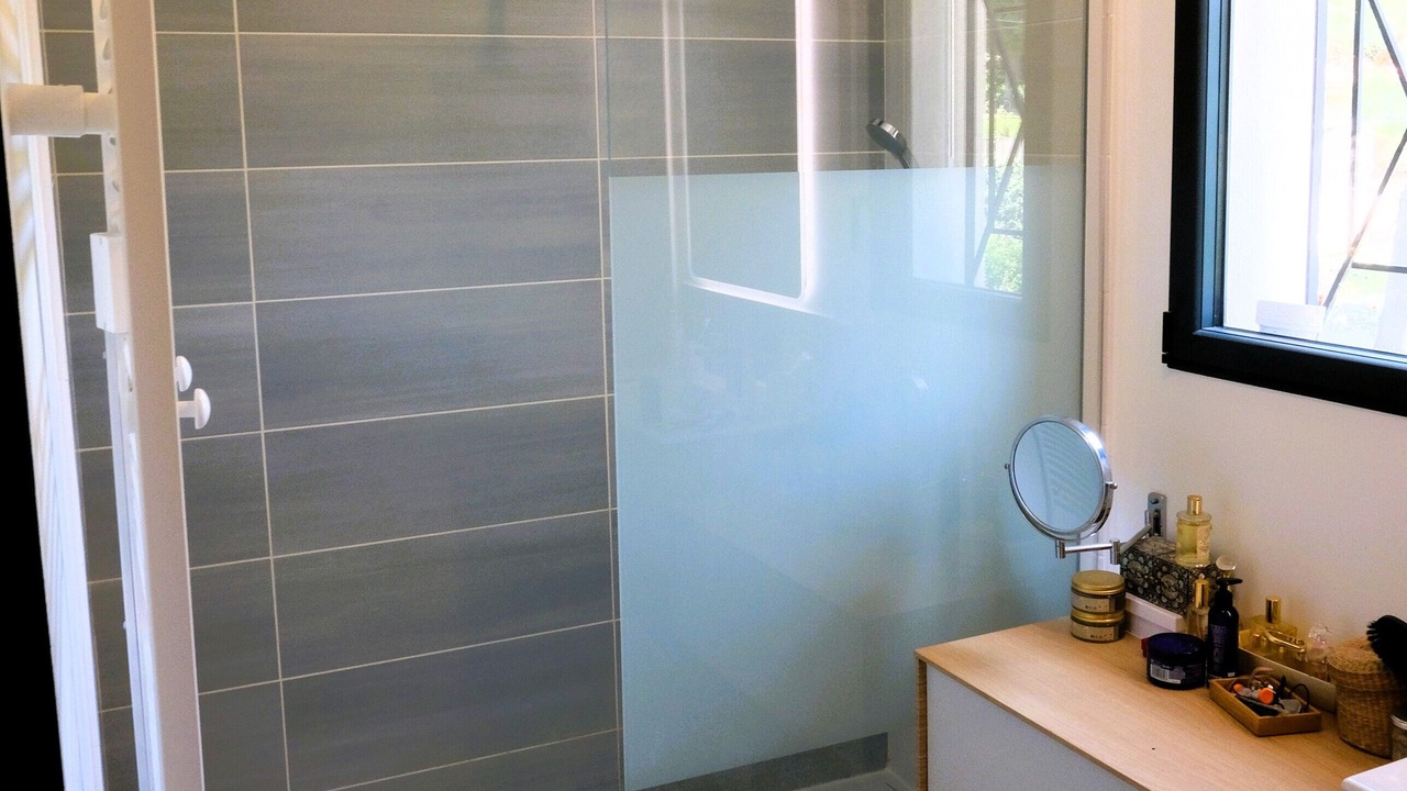 Photo of Bathroom in Cabries
