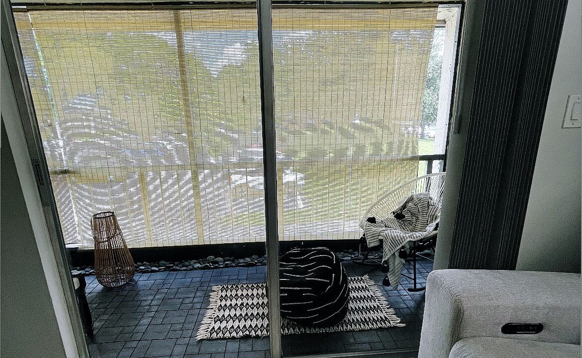 Photo of Livingroom in Royal Land