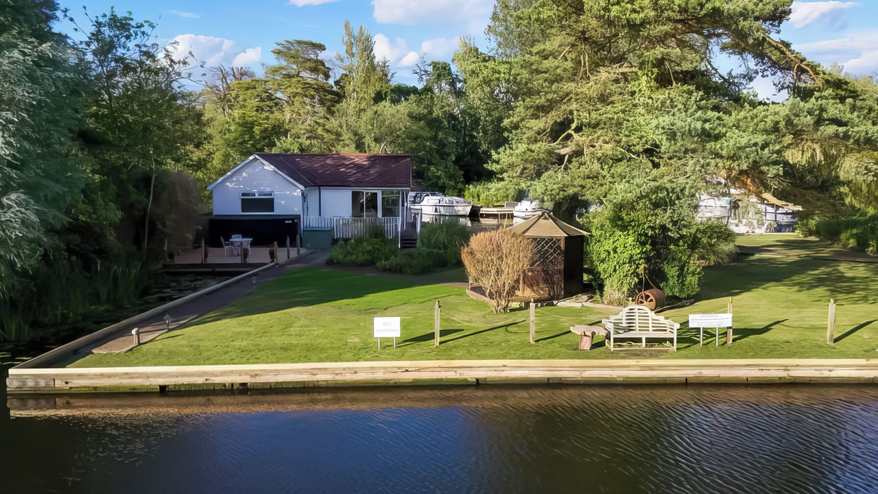 Photo of Outdoor in Horning