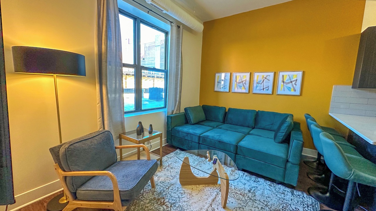 Photo of Livingroom in Near South Side