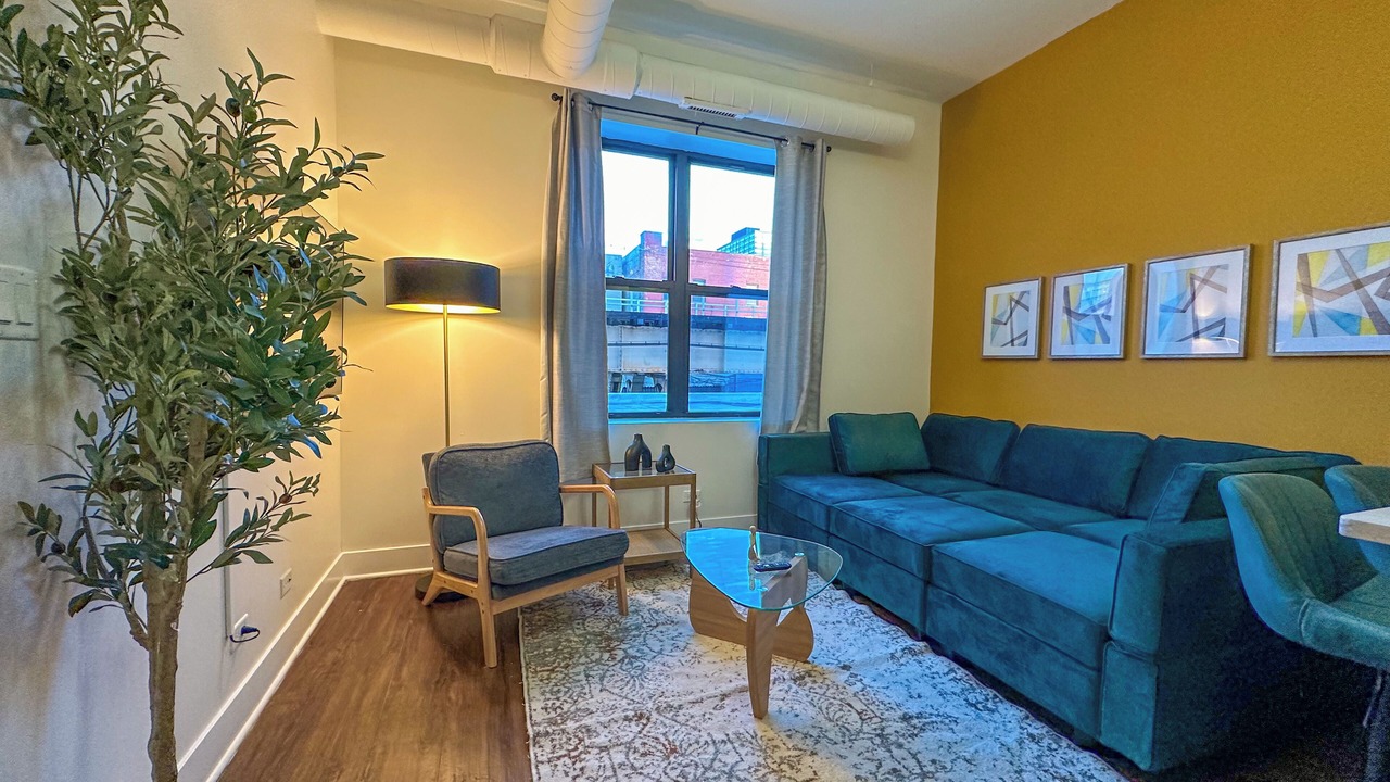 Photo of Livingroom in Near South Side