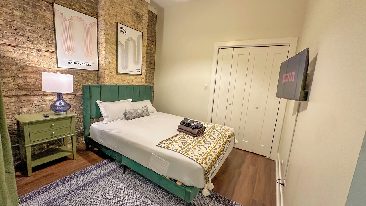Photo of Bedroom in Near South Side