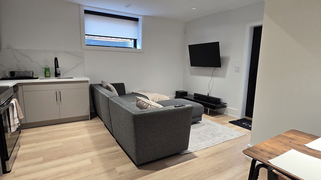 Photo of Livingroom in Milton