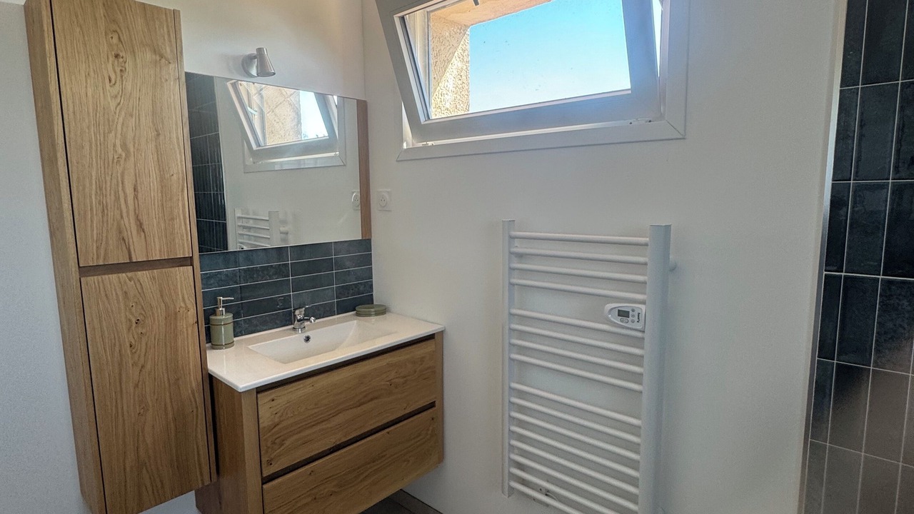 Photo of Bathroom in Ponthoile