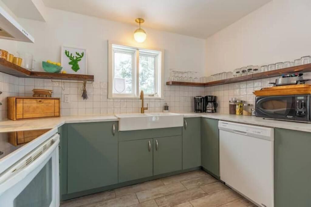 Photo of Kitchen in Chertsey