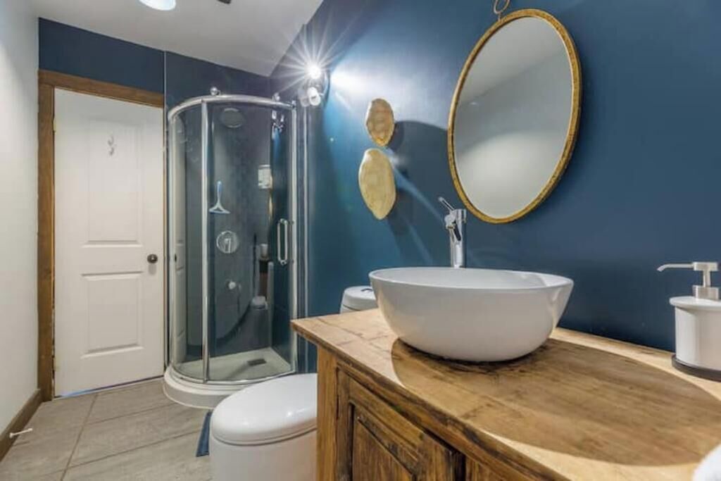 Photo of Bathroom in Chertsey