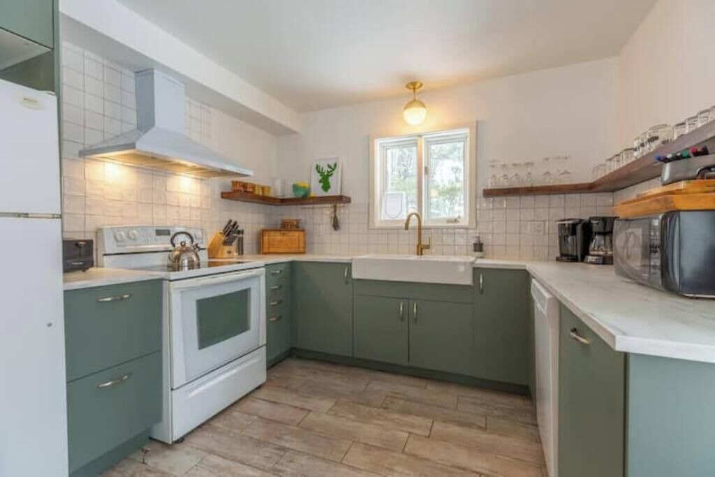 Photo of Kitchen in Chertsey