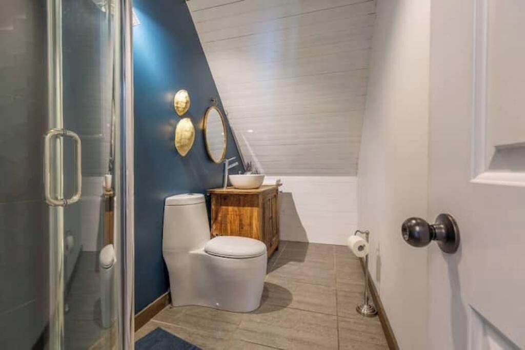 Photo of Bathroom in Chertsey