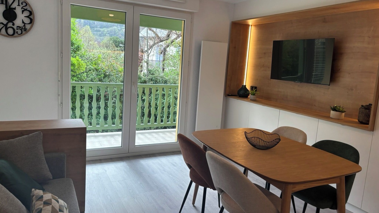 Photo of Livingroom in Esquieze-Sere