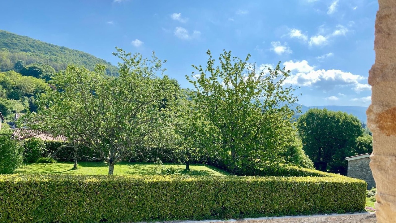 Photo of Outdoor in Verjon