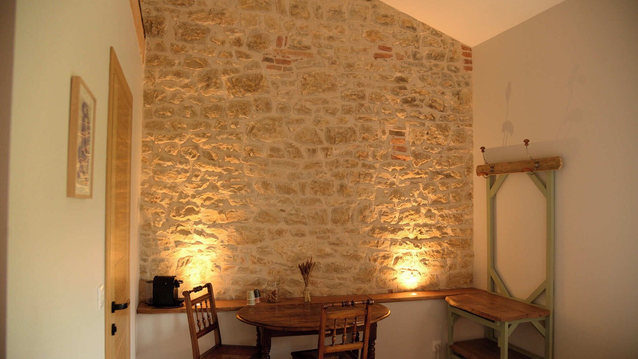 Photo of Others in Verjon