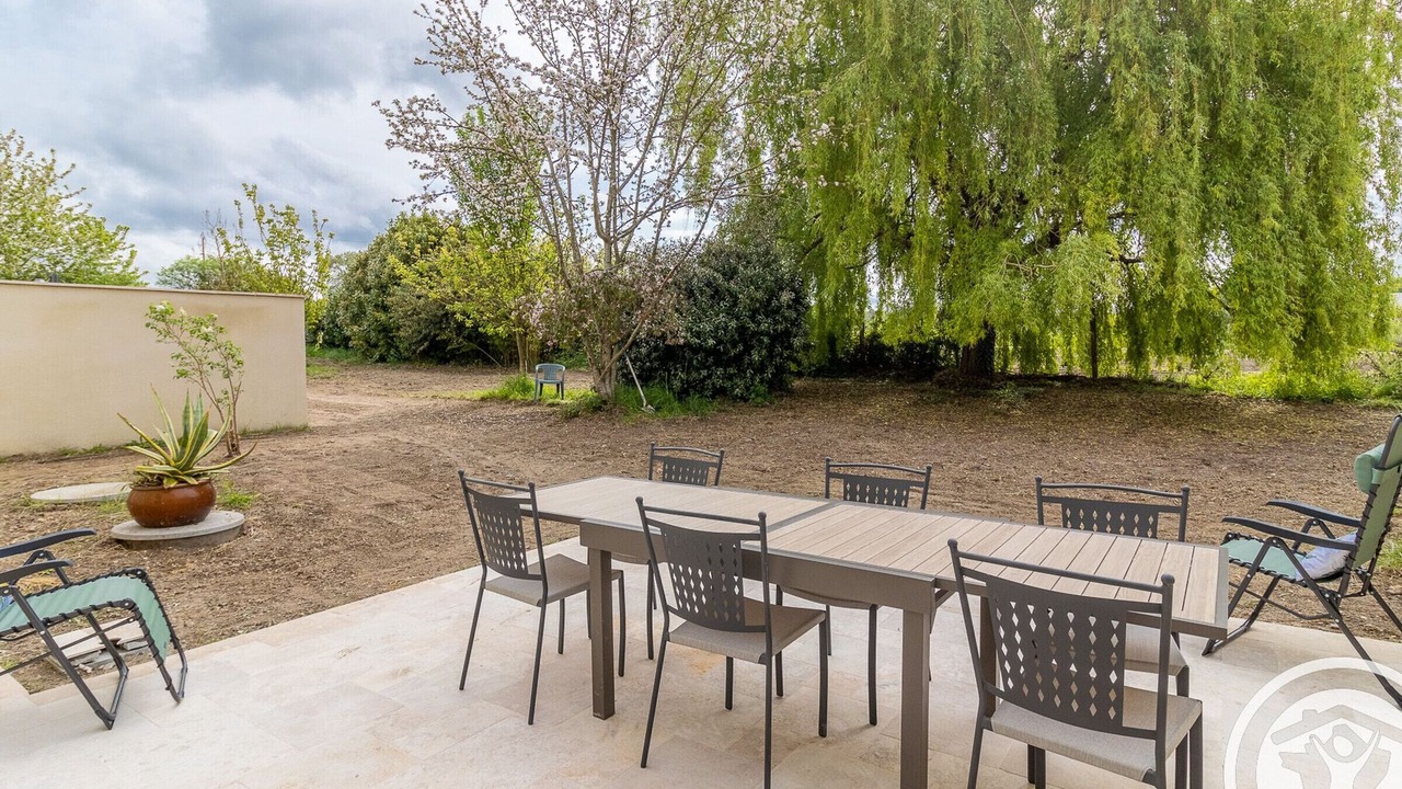 Photo of Outdoor in Vivy