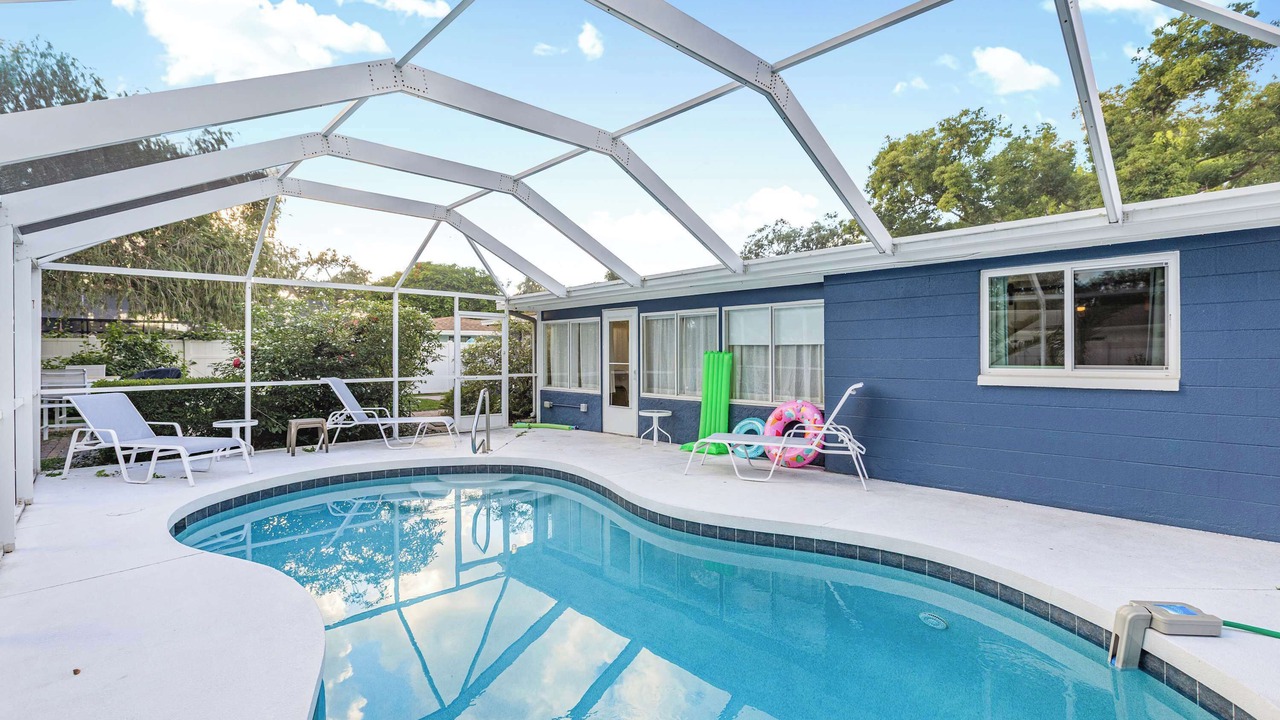 Photo of Outdoor in Gulf Gate Estates