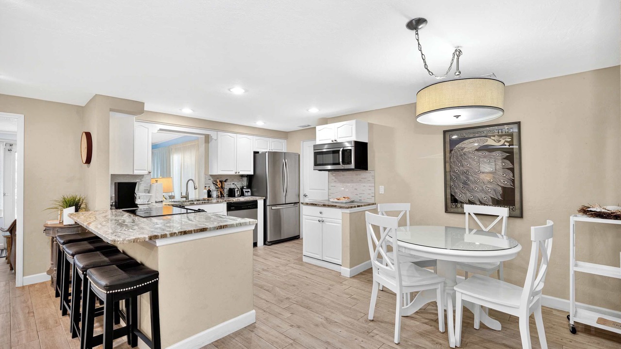 Photo of Kitchen in Gulf Gate Estates
