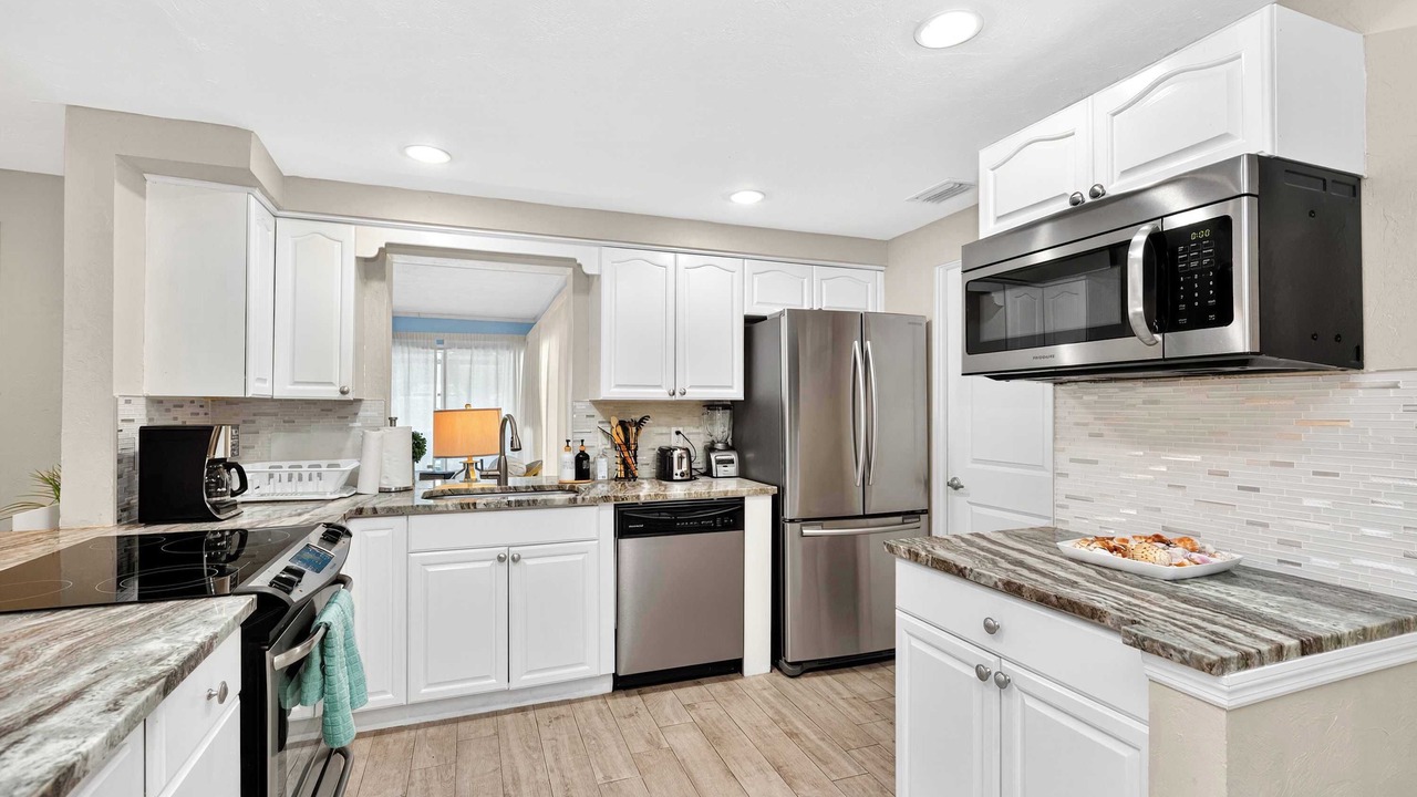 Photo of Kitchen in Gulf Gate Estates