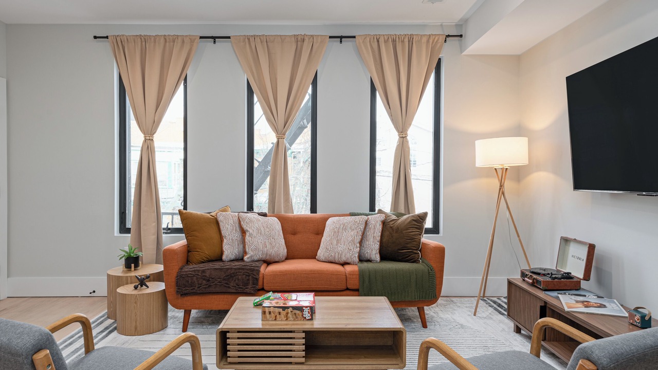 Photo of Livingroom in McGinley Square